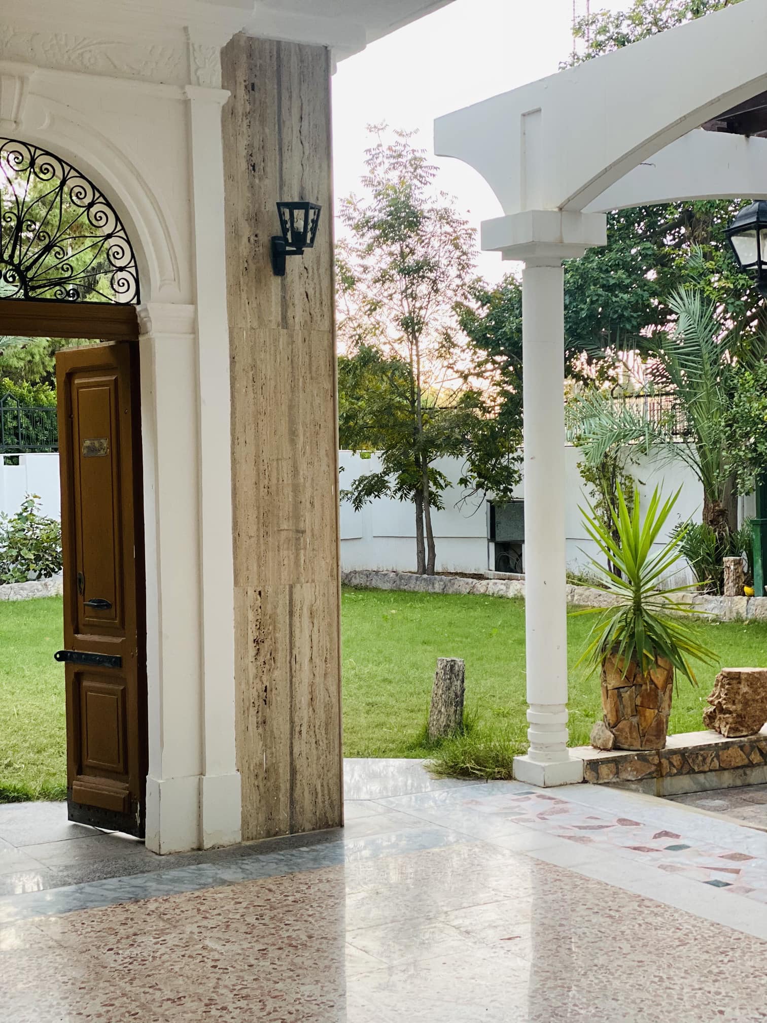 المكتبة - صورة 2